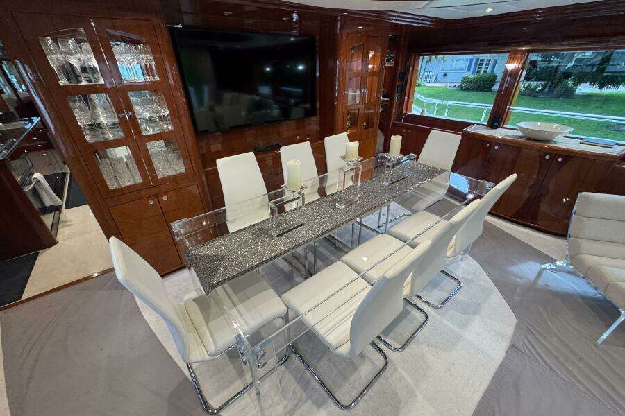 ALENIEL 87ft Johnson Yacht For Sale