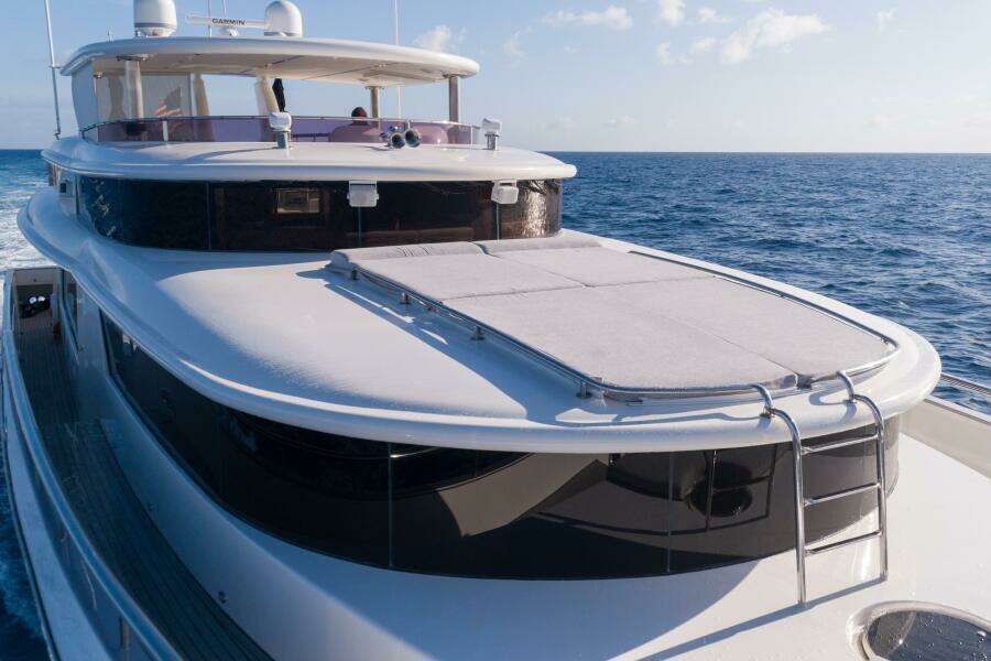 ALENIEL 87ft Johnson Yacht For Sale