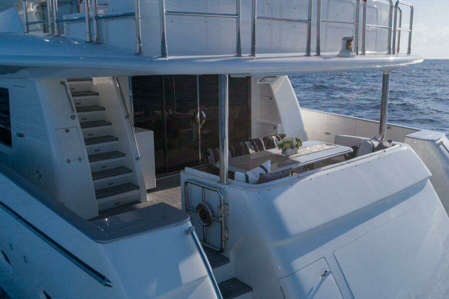 ALENIEL 87ft Johnson Yacht For Sale