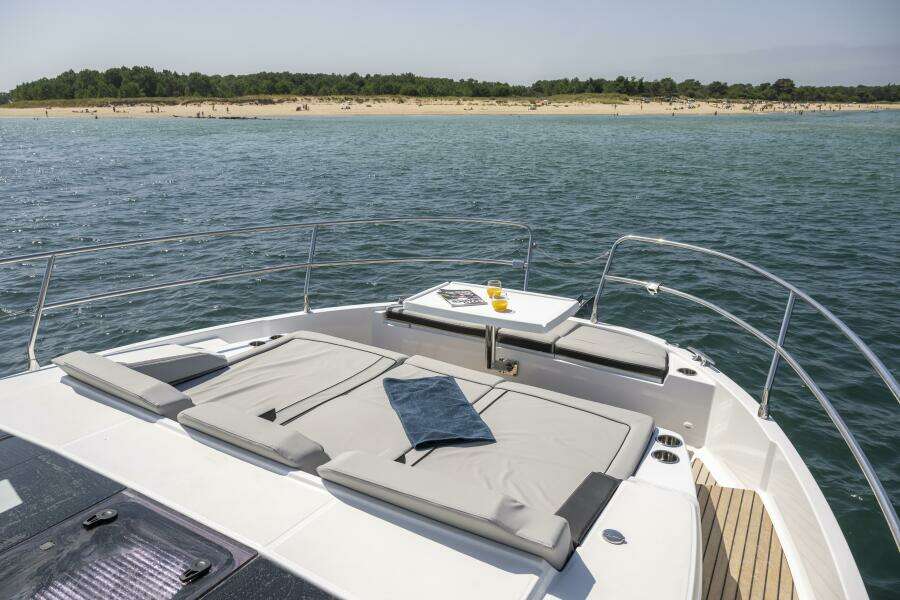 Rhapsody of Sea 40ft Jeanneau Yacht For Sale