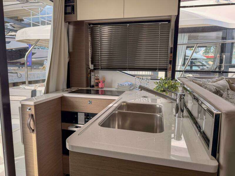 Rhapsody of Sea 40ft Jeanneau Yacht For Sale