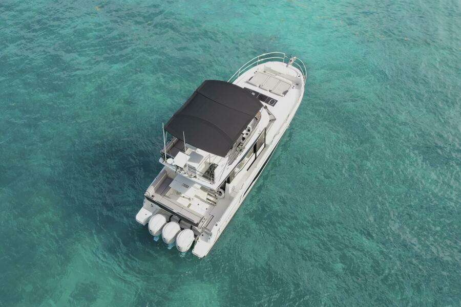 Rhapsody of Sea 40ft Jeanneau Yacht For Sale