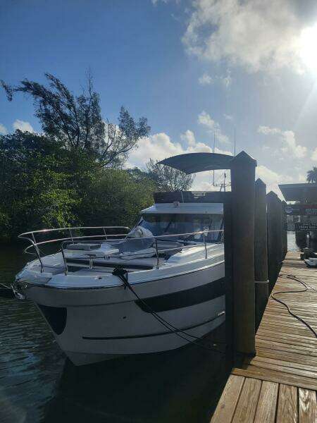 Rhapsody of Sea 40ft Jeanneau Yacht For Sale Rhapsody of Sea 40ft Jeanneau Yacht For Sale