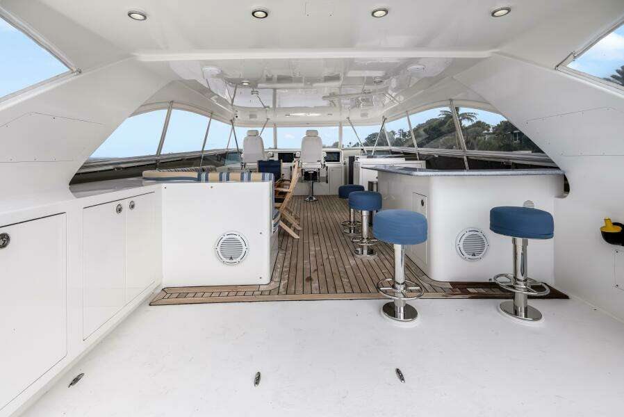 JUS CHILL N 84ft Cheoy Lee Yacht For Sale JUS CHILL N 84ft Cheoy Lee Yacht For Sale