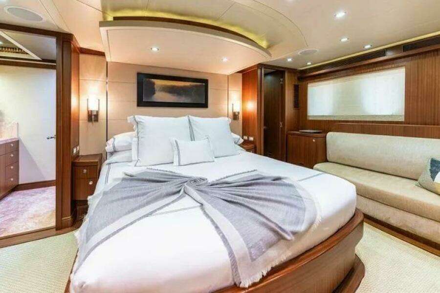 JUS CHILL N 84ft Cheoy Lee Yacht For Sale