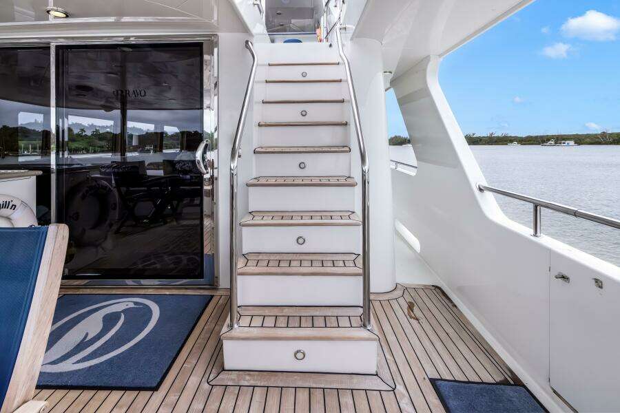 JUS CHILL N 84ft Cheoy Lee Yacht For Sale JUS CHILL N 84ft Cheoy Lee Yacht For Sale
