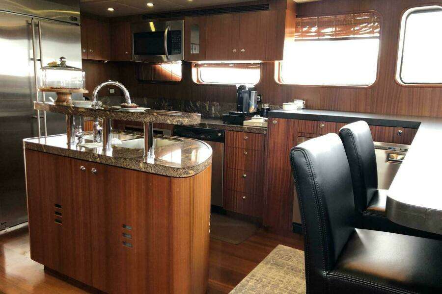 JUS CHILL N 84ft Cheoy Lee Yacht For Sale