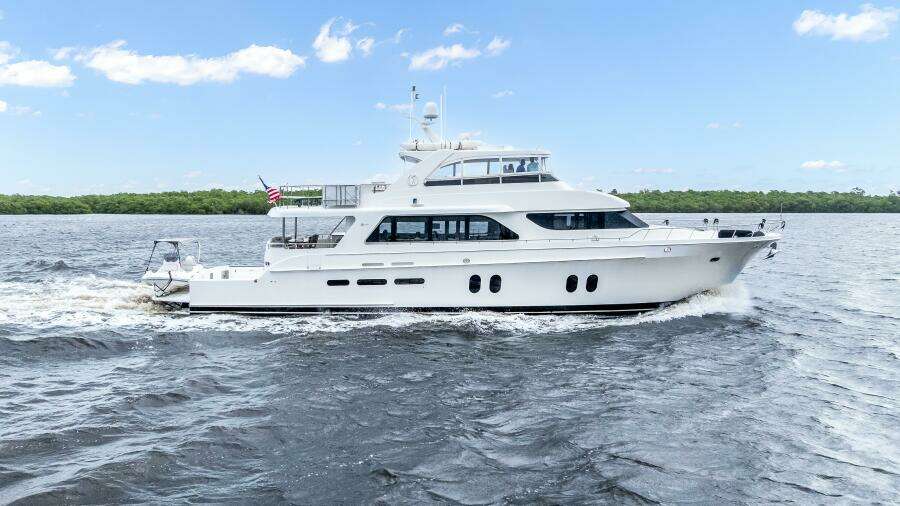 JUS CHILL N 84ft Cheoy Lee Yacht For Sale JUS CHILL N 84ft Cheoy Lee Yacht For Sale