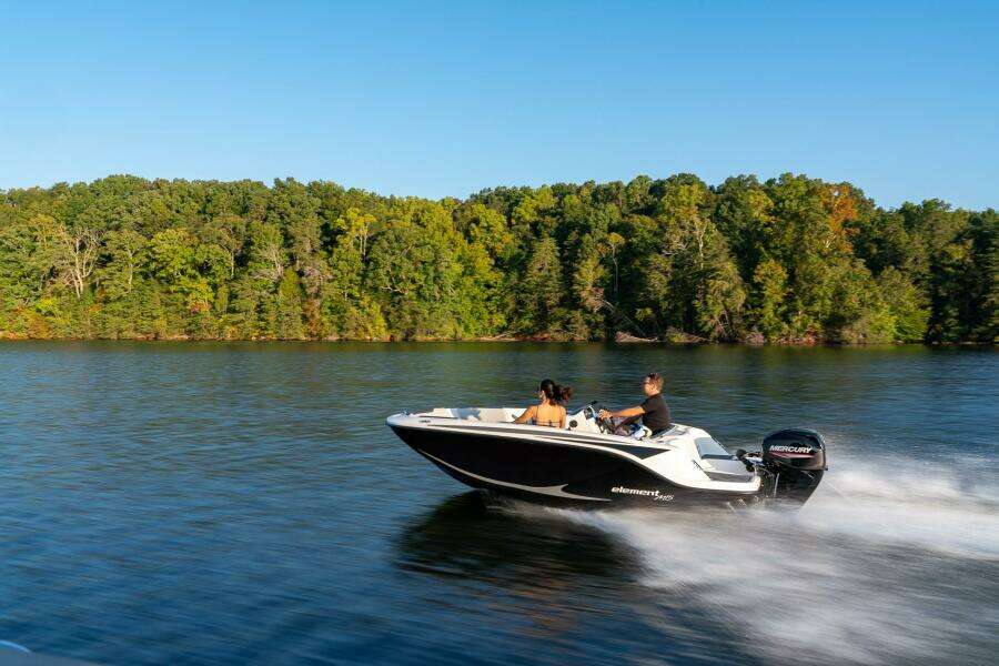 15ft Bayliner Yacht For Sale