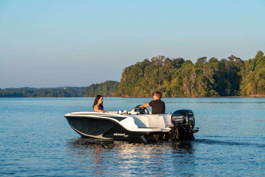 15ft Bayliner Yacht For Sale