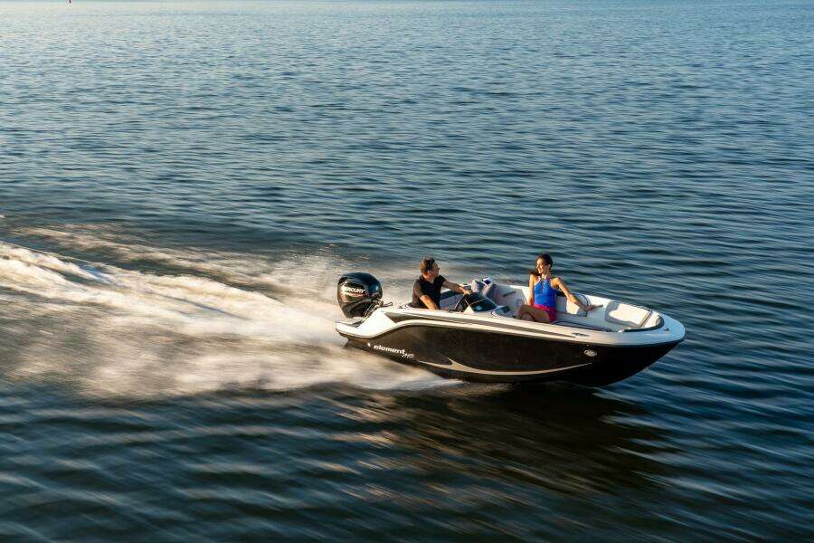 15ft Bayliner Yacht For Sale