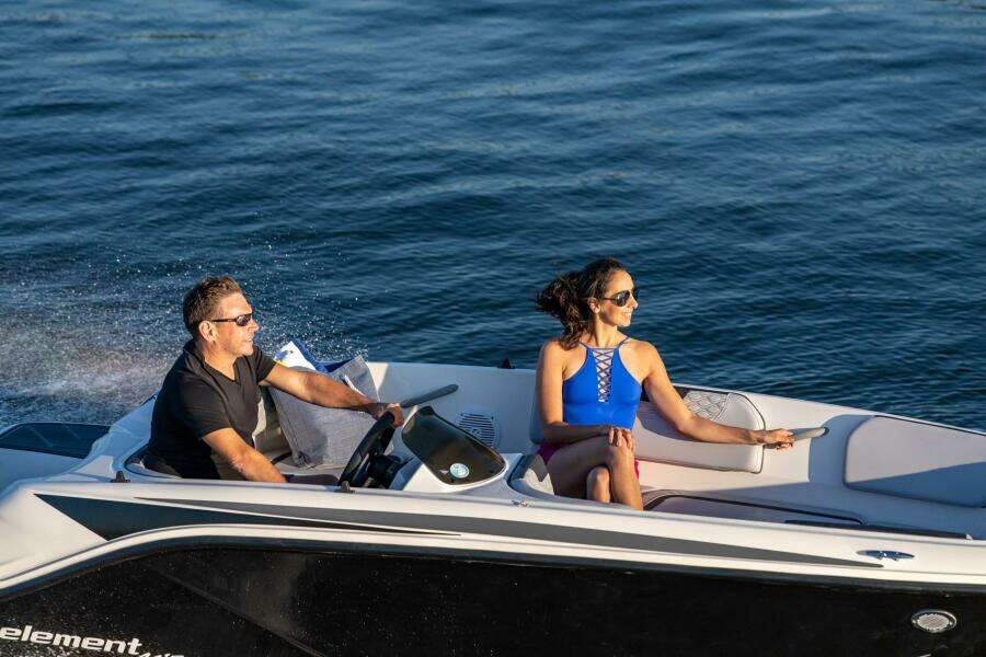 15ft Bayliner Yacht For Sale