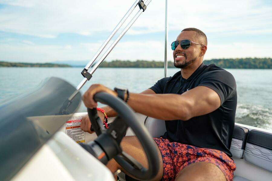 15ft Bayliner Yacht For Sale