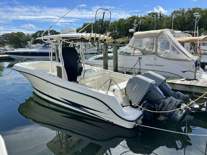 25ft Hydra Sports Yacht For Sale
