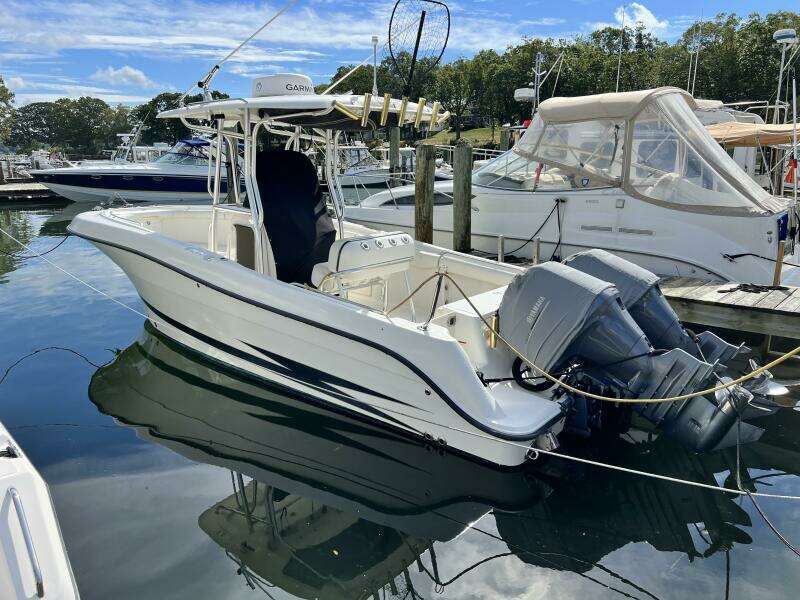 25ft Hydra Sports Yacht For Sale