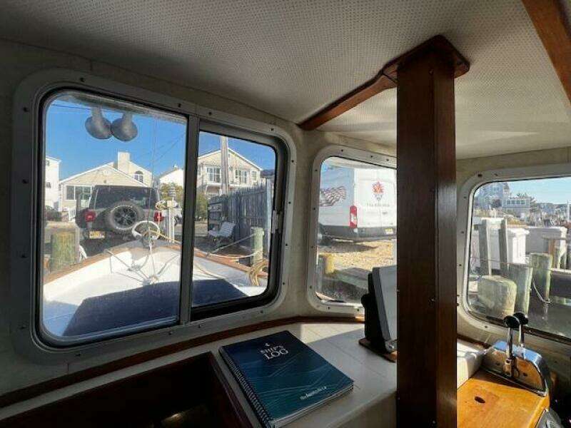 Dulcinea 30ft Willard Yacht For Sale