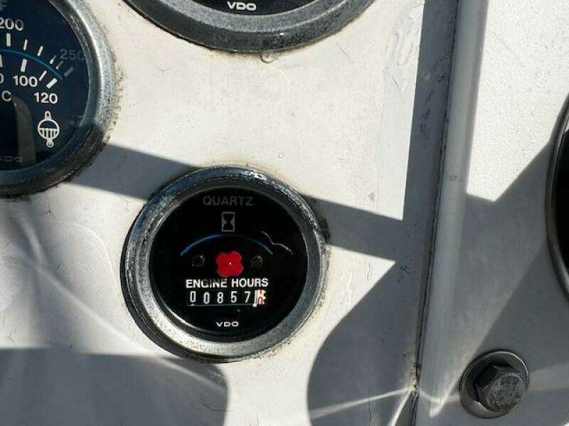 Dulcinea 30ft Willard Yacht For Sale