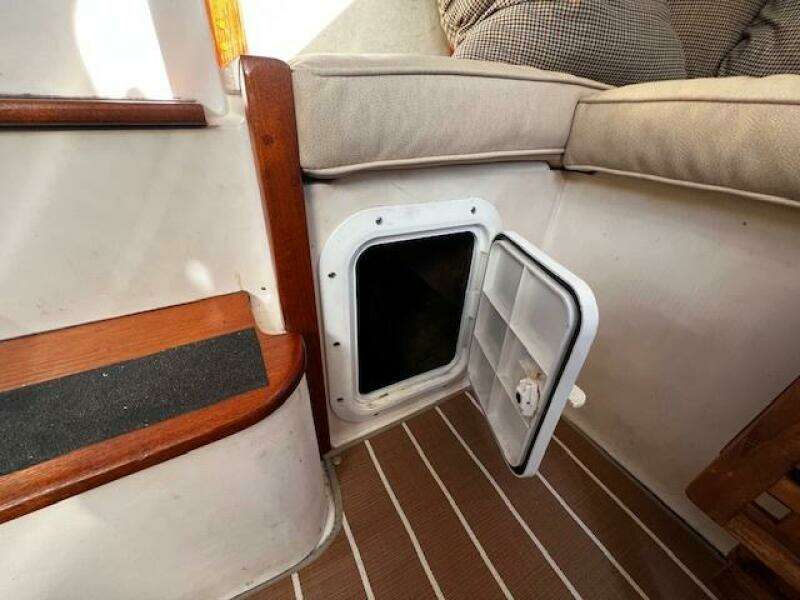 Dulcinea 30ft Willard Yacht For Sale