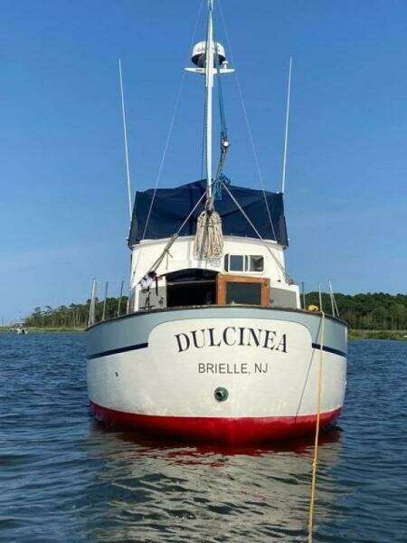 Dulcinea 30ft Willard Yacht For Sale