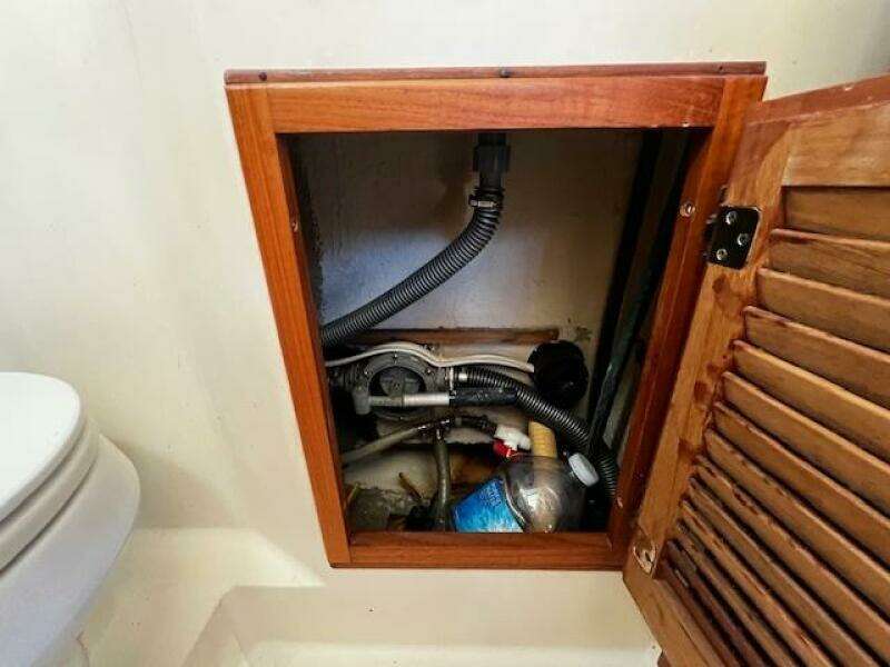 Dulcinea 30ft Willard Yacht For Sale