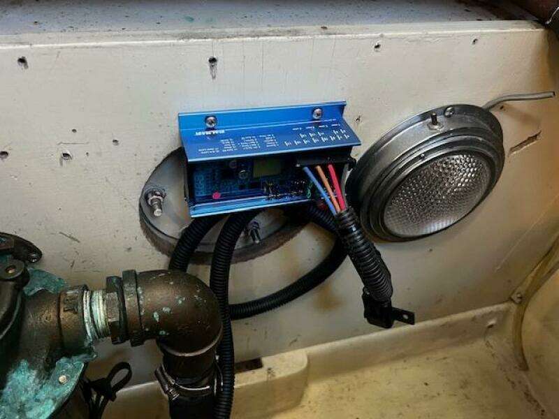 Dulcinea 30ft Willard Yacht For Sale