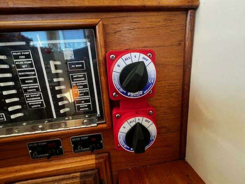 Dulcinea 30ft Willard Yacht For Sale