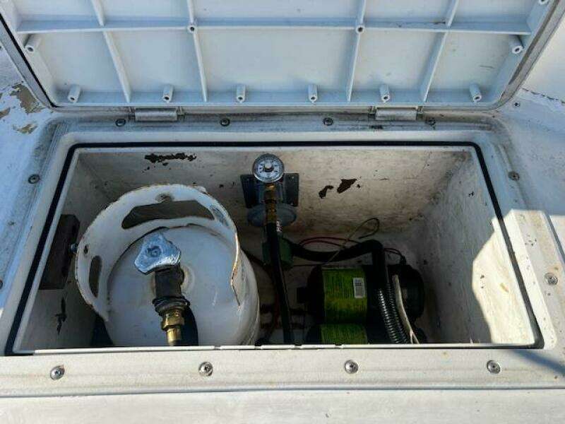 Dulcinea 30ft Willard Yacht For Sale