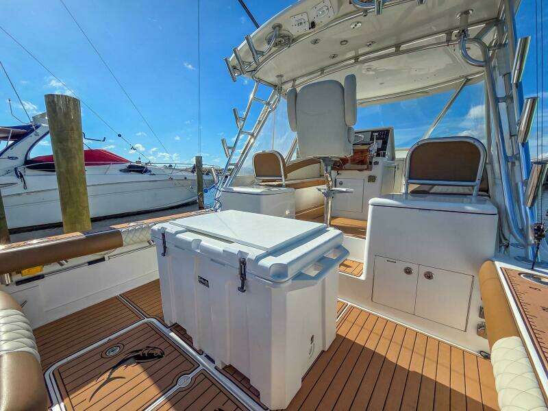 35ft Buddy Davis Yacht For Sale