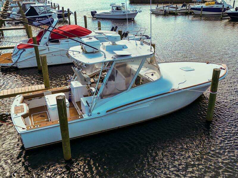 35ft Buddy Davis Yacht For Sale