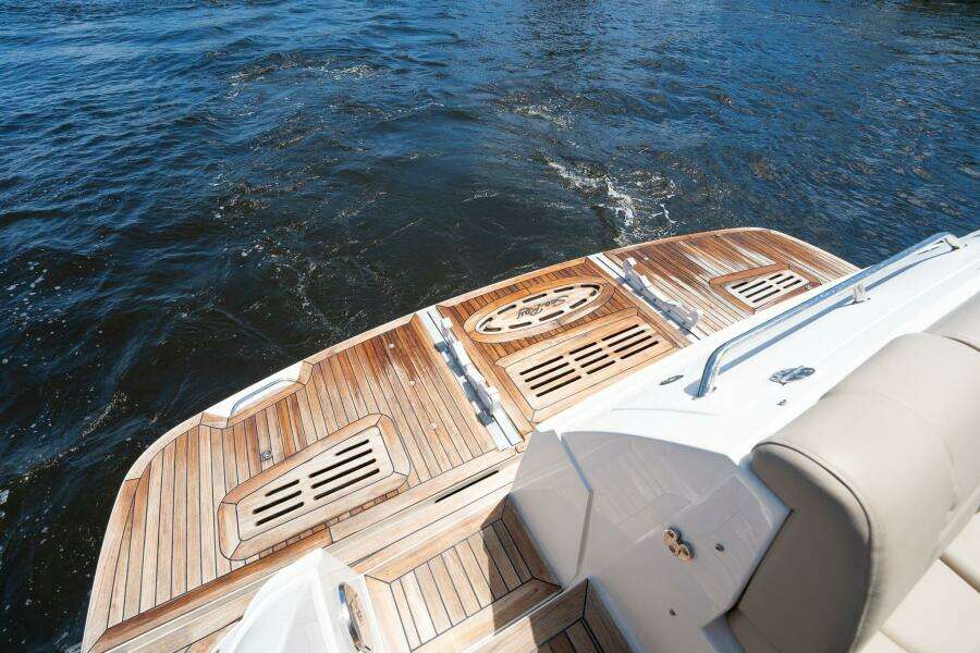 GET  ER DONE  51ft Sea Ray Yacht For Sale