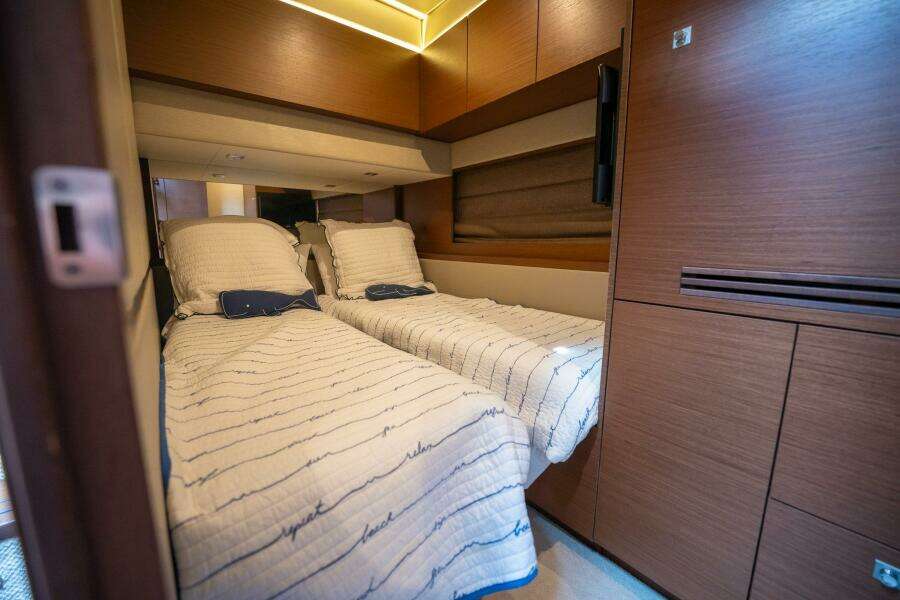 GET  ER DONE  51ft Sea Ray Yacht For Sale