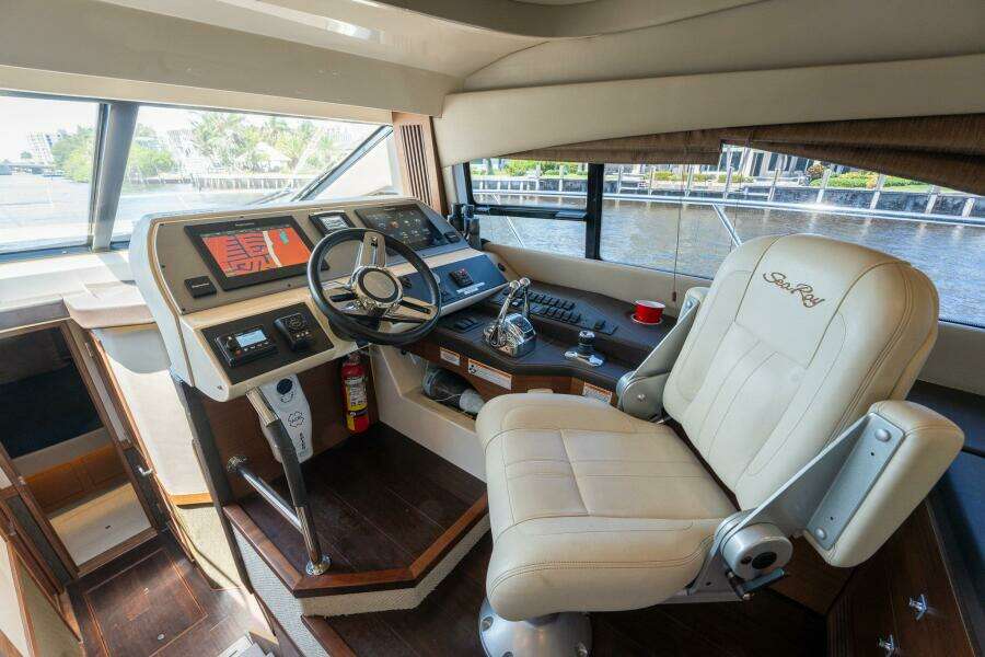 GET  ER DONE  51ft Sea Ray Yacht For Sale