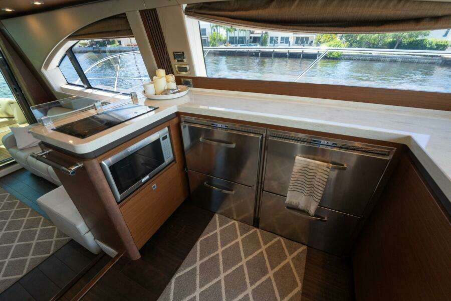 GET  ER DONE  51ft Sea Ray Yacht For Sale