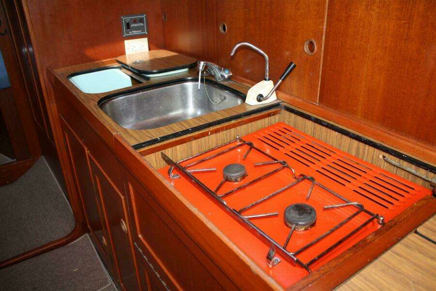 Far Niente 35ft Hallberg Rassy Yacht For Sale