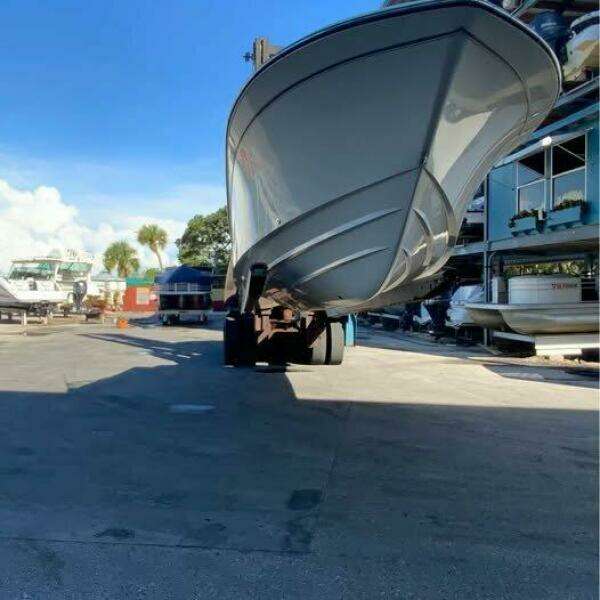 23ft Grady White Yacht For Sale