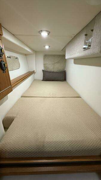 LYNDAH LOU  37ft Aspen Yacht For Sale