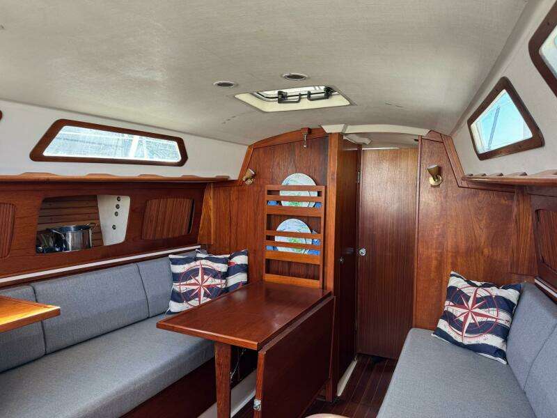 30ft Sabre Yacht For Sale