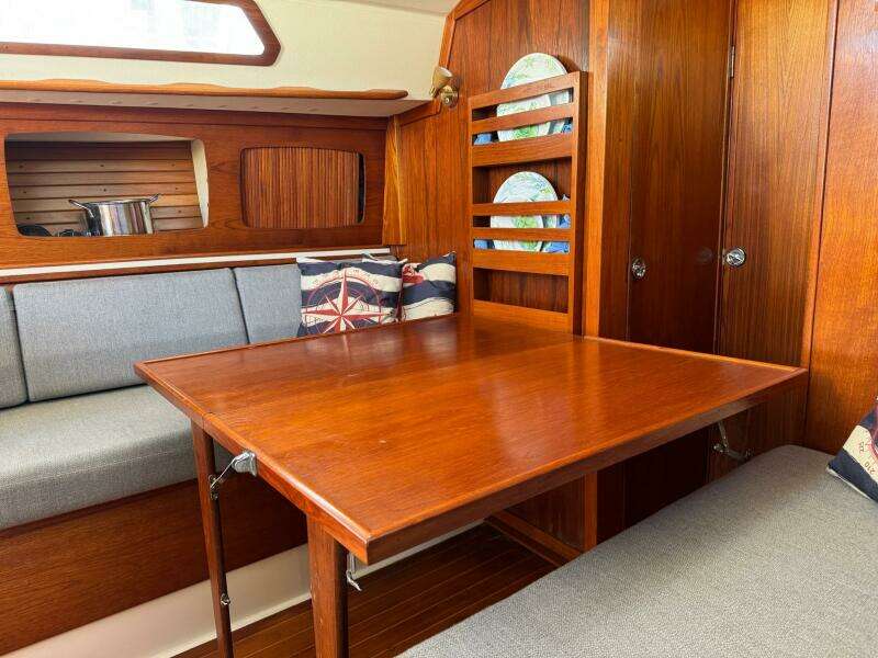 30ft Sabre Yacht For Sale