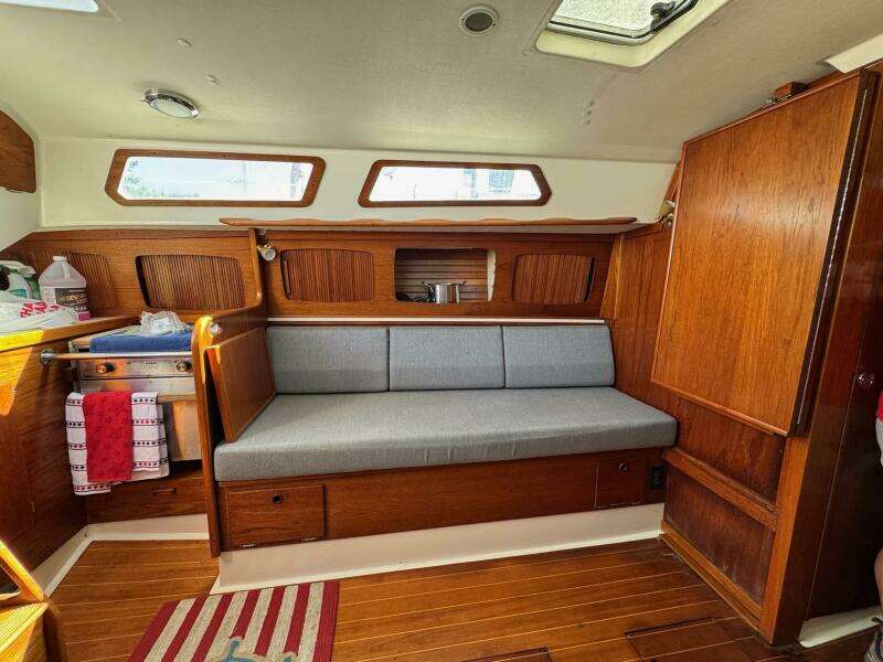 30ft Sabre Yacht For Sale