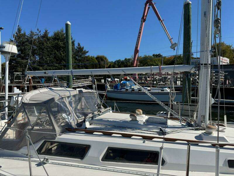 30ft Sabre Yacht For Sale