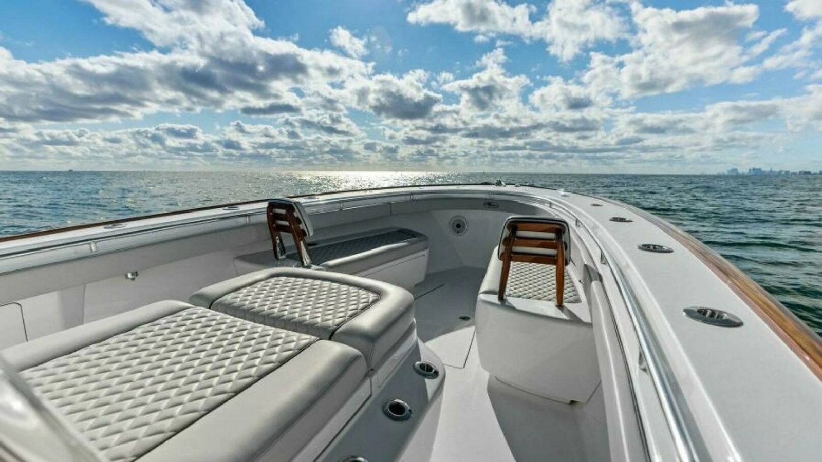 2021 Valhalla Boatworks V-37