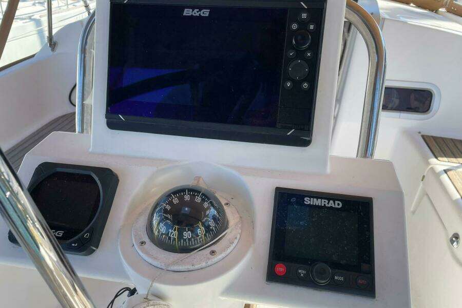 37ft Beneteau Yacht For Sale
