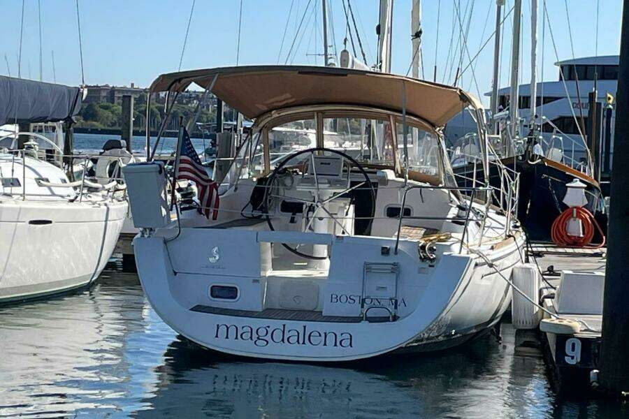 37ft Beneteau Yacht For Sale