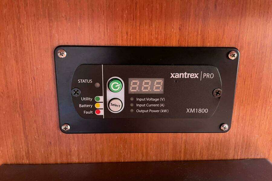 37ft Beneteau Yacht For Sale