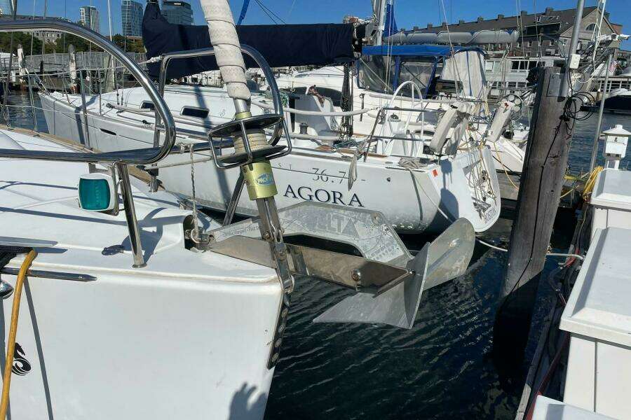 37ft Beneteau Yacht For Sale