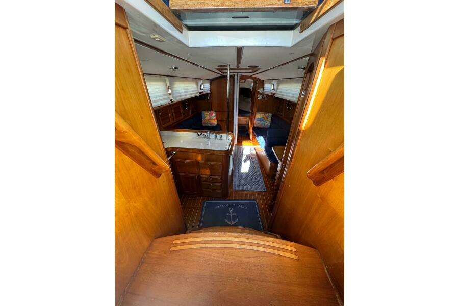 Lady Slipper 38ft Sabre Yacht For Sale