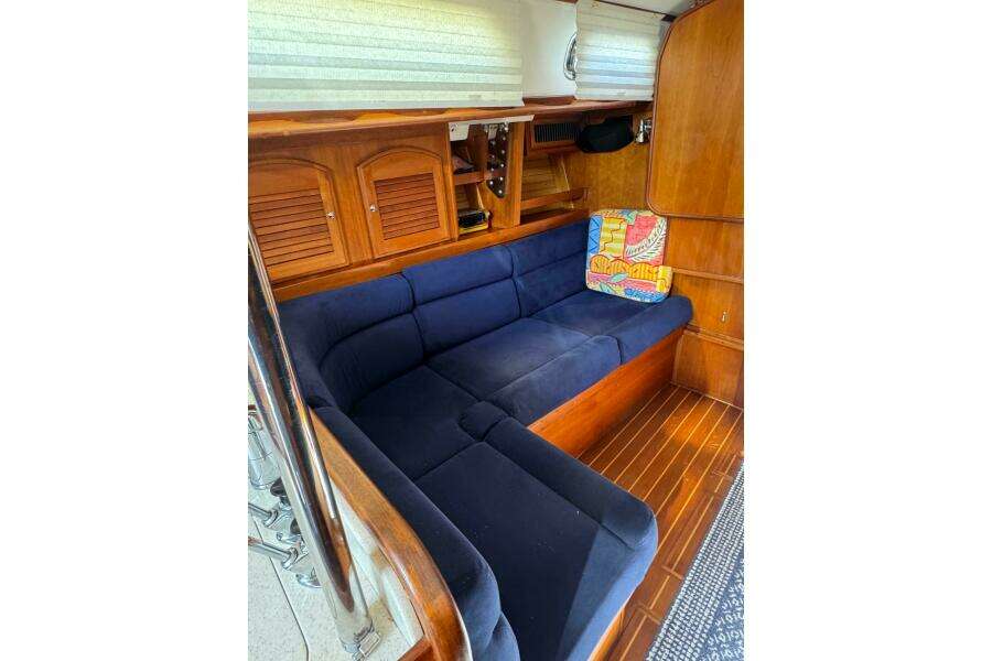 Lady Slipper 38ft Sabre Yacht For Sale