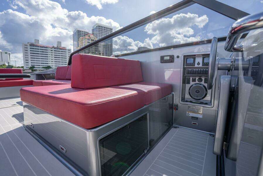 L O U  55ft VanDutch Yacht For Sale