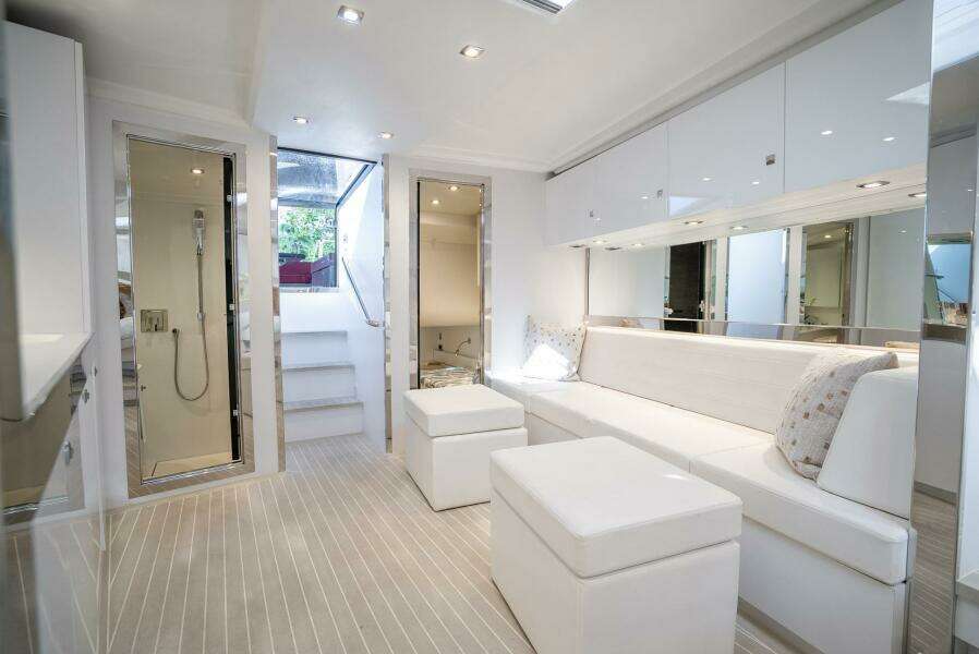 L O U  55ft VanDutch Yacht For Sale