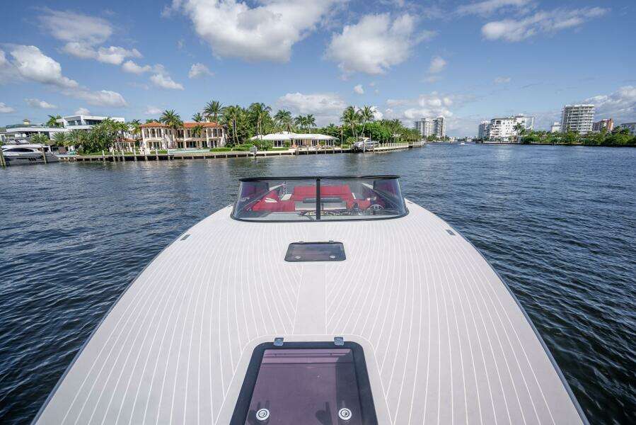 L O U  55ft VanDutch Yacht For Sale